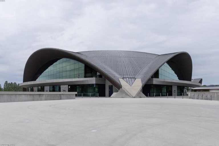 تكلفة غرفة زجاج: كم تبلغ تكلفة غرفة زجاج في السعودية